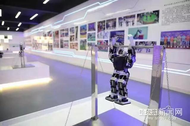 我国首家智能机器人博物馆落户远东理工学院 打造人工智能研发新高地